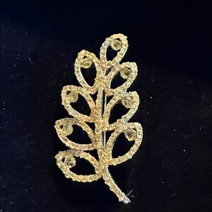 Vintage Green rhinestone leaf brooch